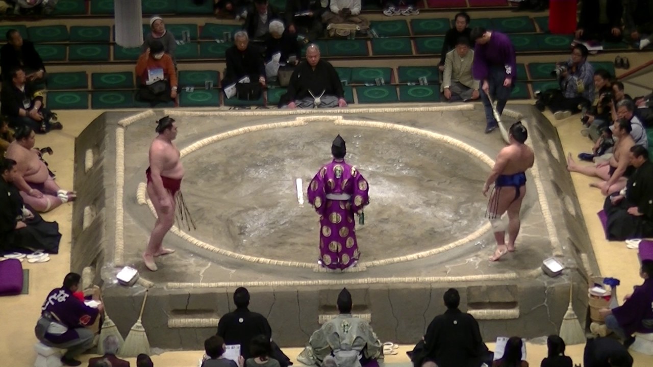 照強(terutsuyoshi)-竜電(ryuden)/day4/大相撲.2017.1.11(35) #sumo - YouTube