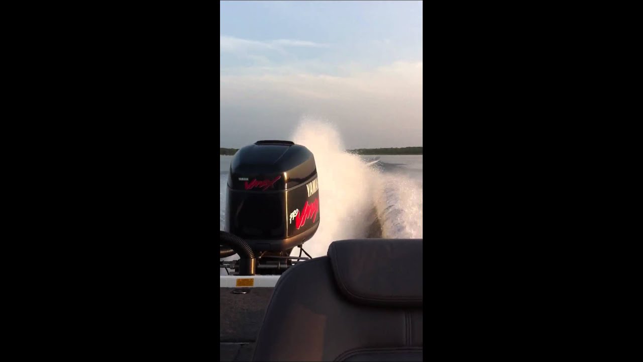Bass boat Rooster Tail YouTube