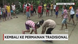 Libur Sekolah, Kades Ponorogo Ajarkan Anak-anak Bahasa Jawa & Permainan Tradisional