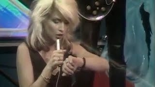 Blondie -11: 59