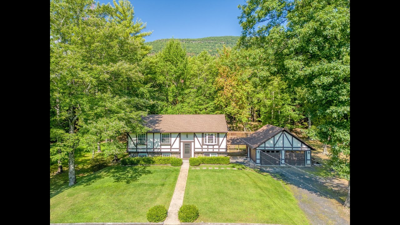 177 Manorville Road, Saugerties NY 12477 Real Estate Video