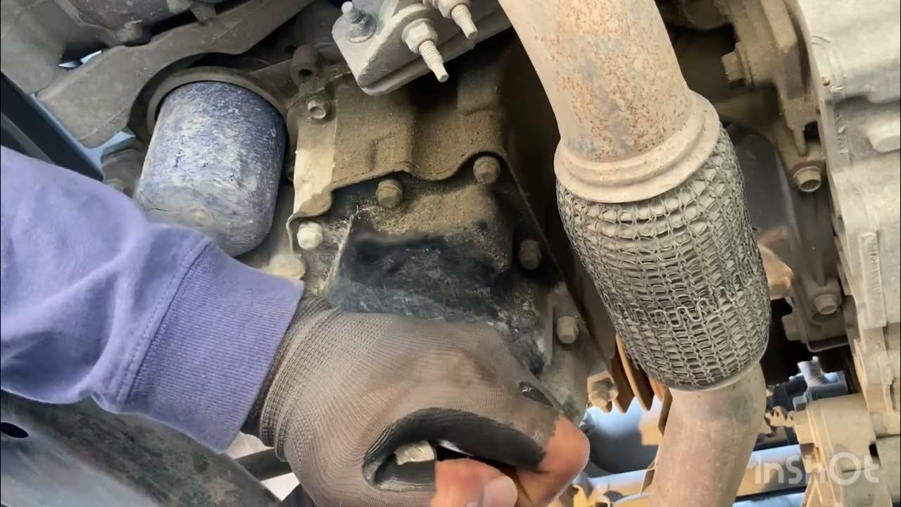 2017 chevy Malibu 1.5 engine oil change with oil plug damaged - YouTube