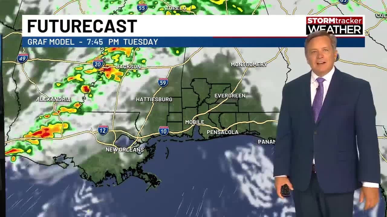 Strong front to bring a few showers Tuesday night - YouTube
