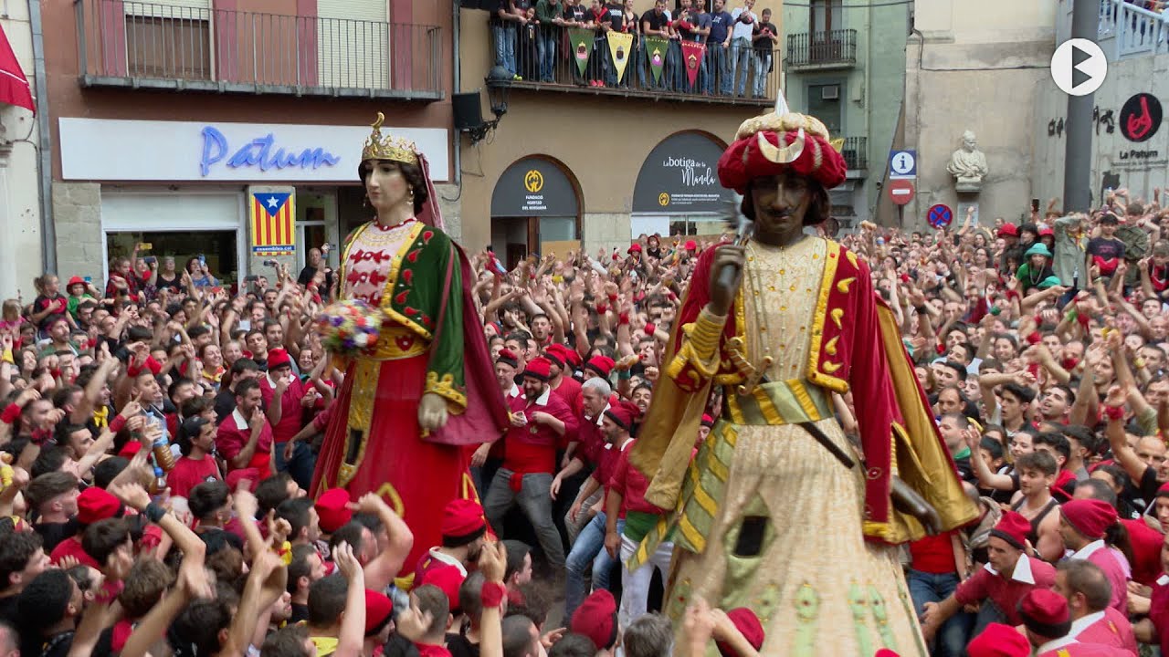 La Patum 2023. Sortida de la Passada de dimecres al vespre