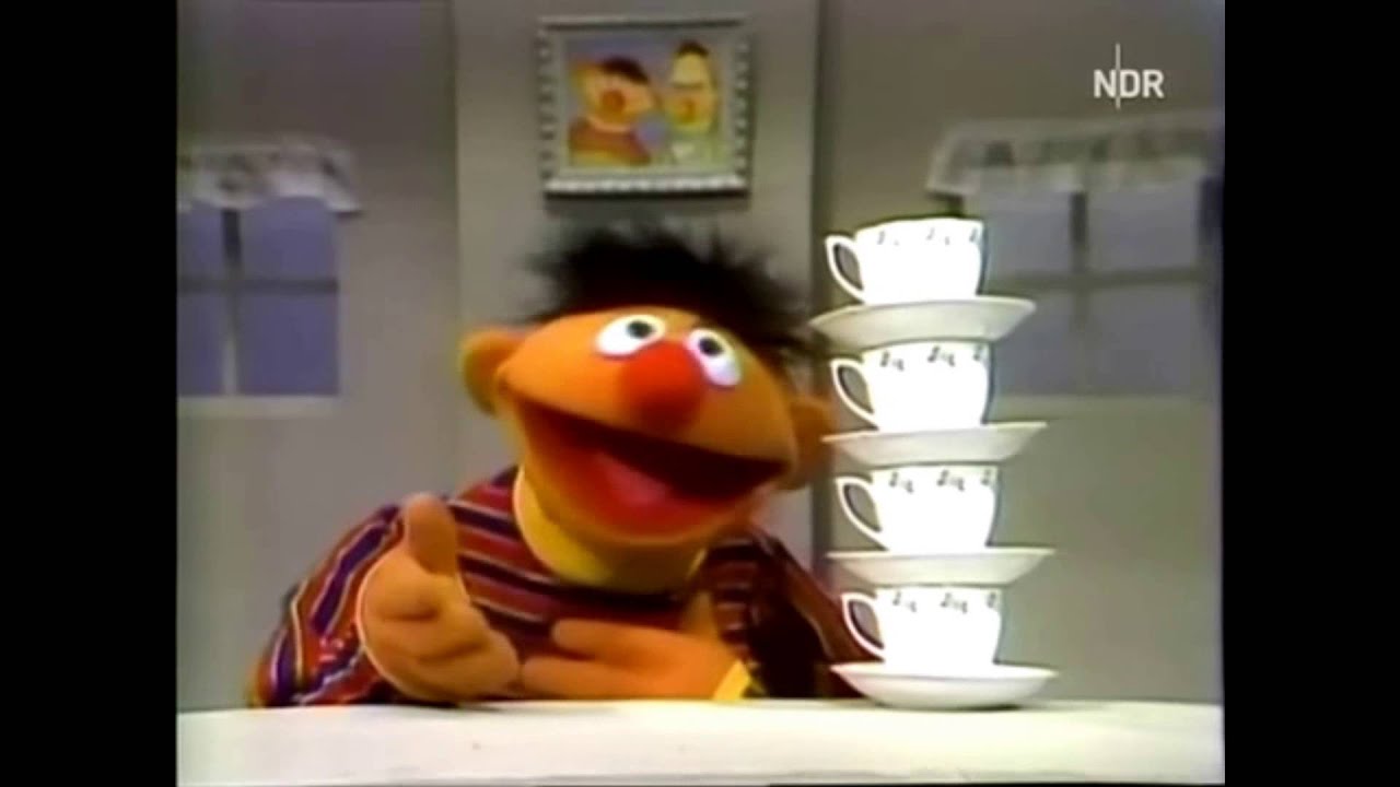 YouTube Kacke: Tassen und Untertassen und Tassen und Untertassen und Tassen und Untertassen und...