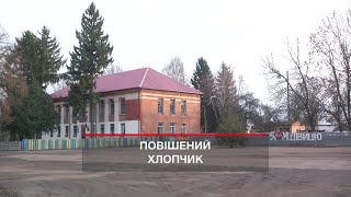 На Чернігівщині мати знайшла п’ятирічного сина повішеним у дворі