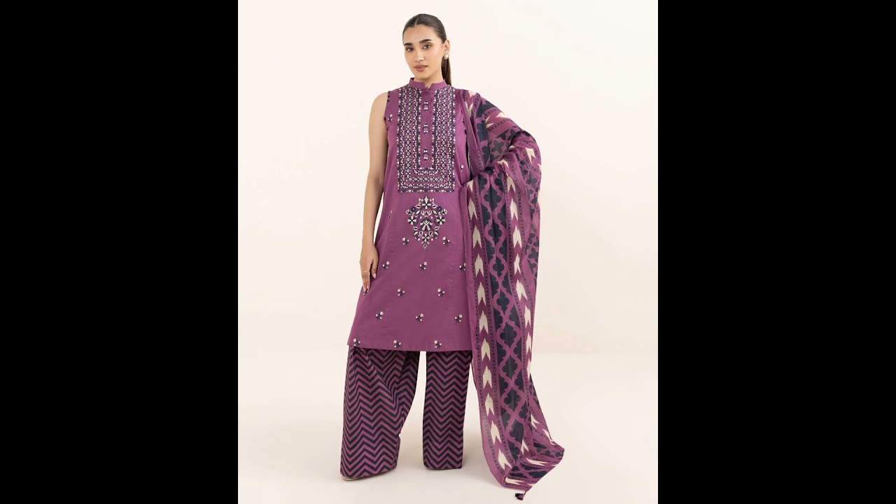 ✨ Sapphire Winter Collection 2025 | Premium Embroidered Pakistani Suit 👗 | Azeema Shaazad