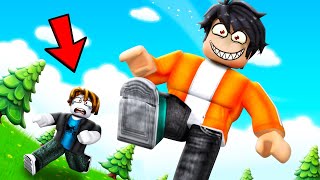 Tiny vs GIANT in Roblox !!!