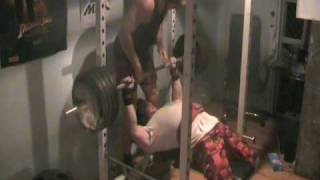 200kg RAW bench