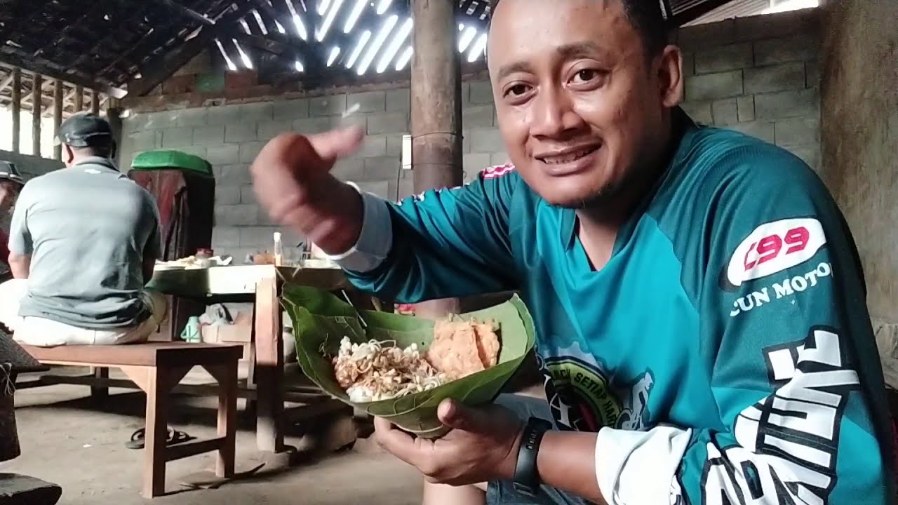 Warung Nasi Pecel Terpencil Di Lembeyan Magetan Tapi Terkenal