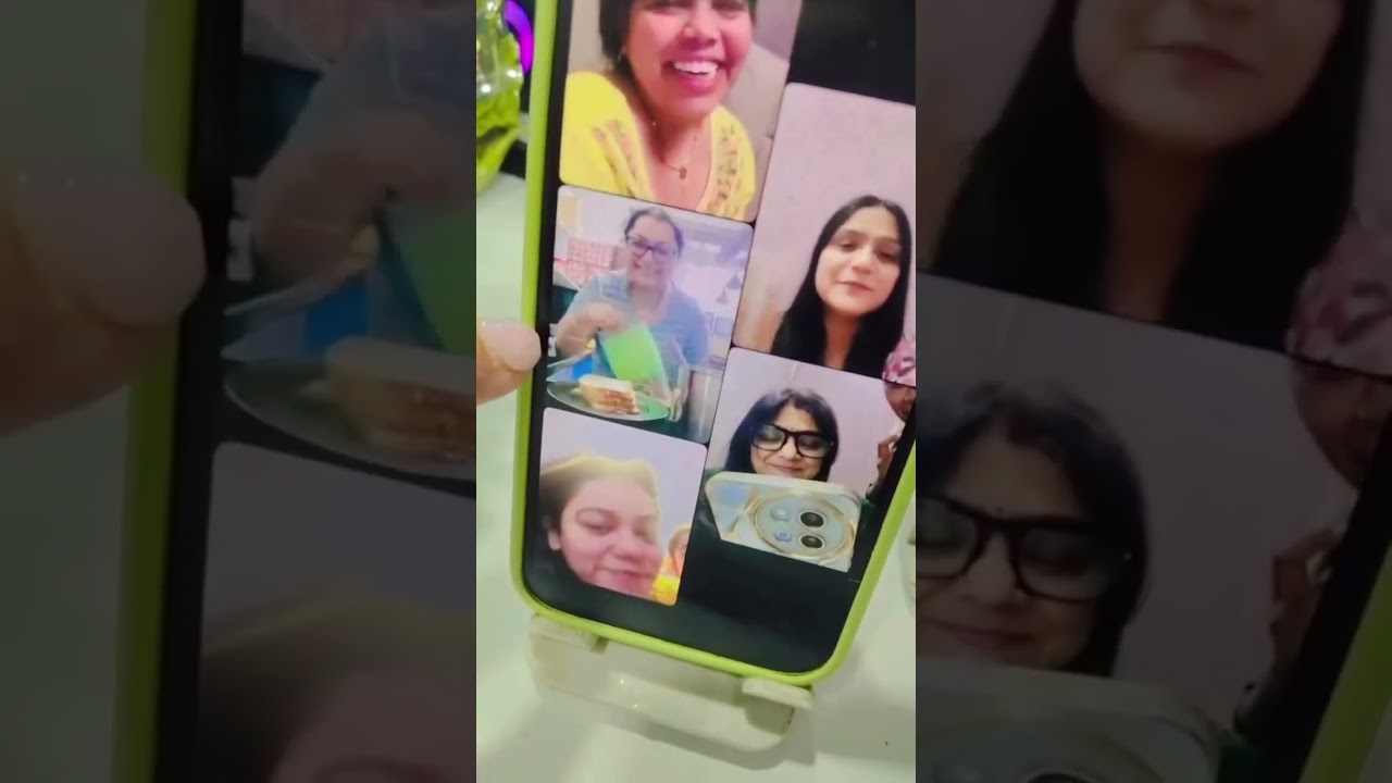 Busy life ke beech jab apne mil jaayein… to har din celebration ban jaata hai ” #sunitayashsethi