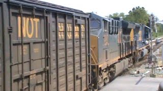 CSX I032-25 With an SD70AC Up Close ! ! !