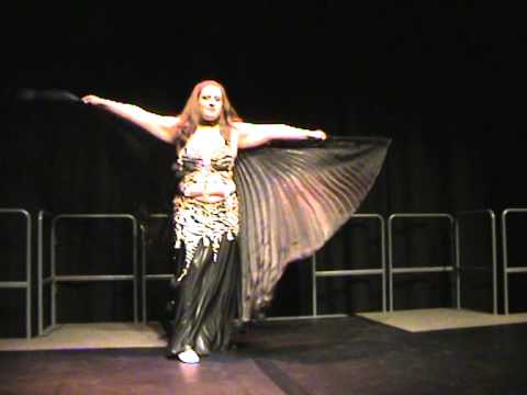 Susan performing at Miss Bellydance NI competition...