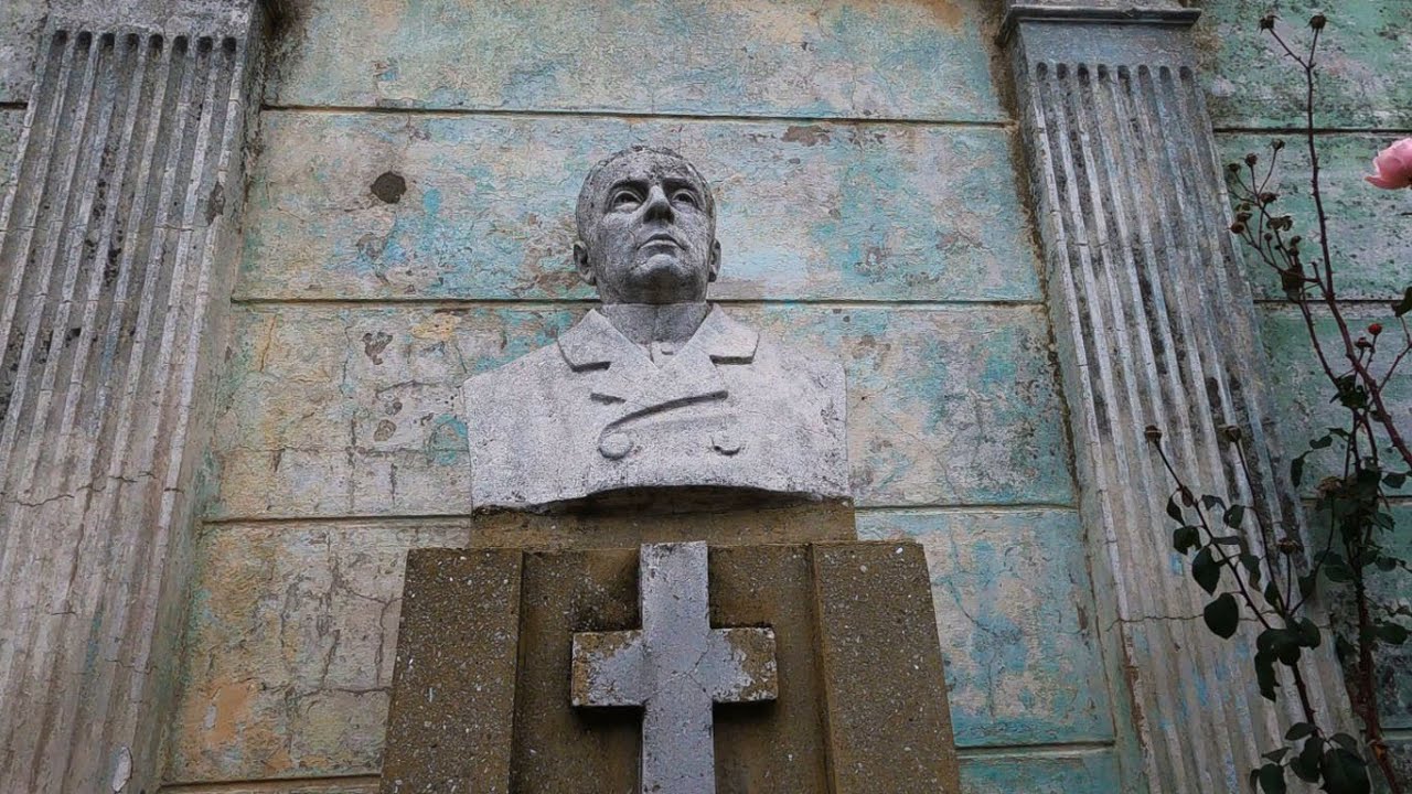 El Cementerio de LINARES y la Maldición de la Ciudad  ♰