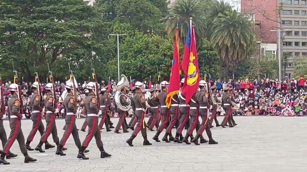 #中華民國 112年 #高雄市 #元旦 #升旗典禮 #海軍陸戰隊儀隊 #海軍陸戰樂隊 聯合操演 #2023 -01-01