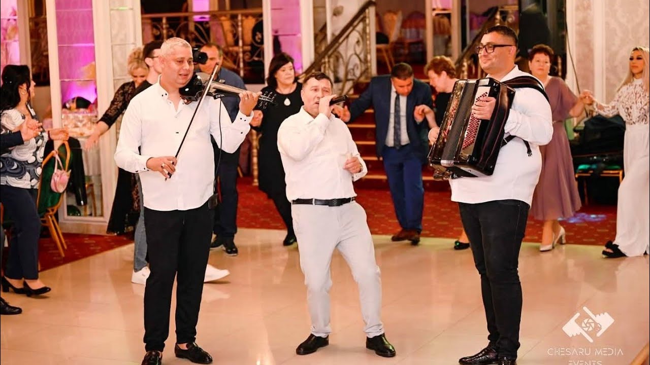 Formația Rustic Slobozia - Femeia frumoasă & La vară plecăm la munte