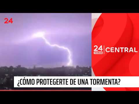 How to protect yourself during a thunderstorm?