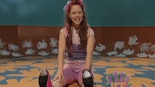 Hi-5: Charli's Feet Dance Tap