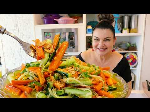 THE CARROT SALAD THAT SURPRISES EVERYONE