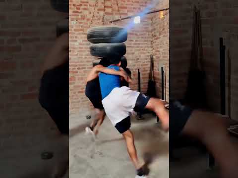 Boxing training is unstable#6 #ai #boxing #funny #training #shorts #youtubeshorts