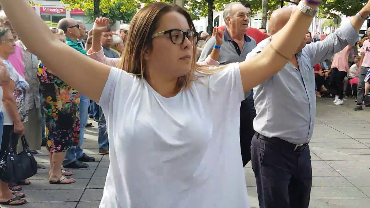 🟢 A Famosa Roda em Arcos de  Valdevez