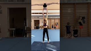 Insane🤯🤯🔥🔥 #acrobatics #sport #acrobaticgymnastics #balance #gym #training