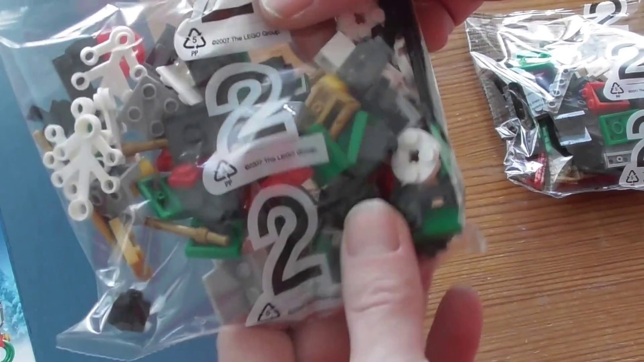 Unboxing Lego Creator Winter Holiday Train 10254 - YouTube