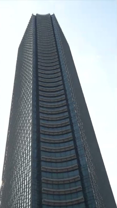 We are Shopping in Jakartas craziest Mall!