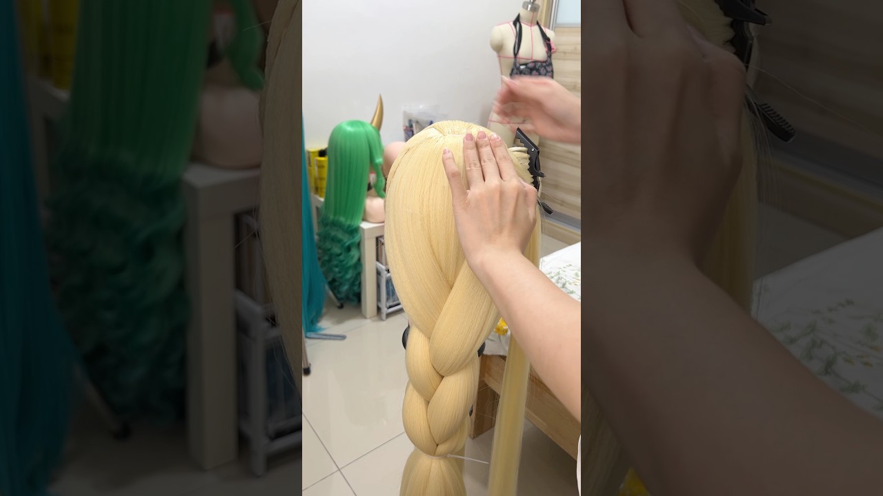styling rupee’s wig from nikke! we made the ponytail detachable for easy transport #wig #cosplay