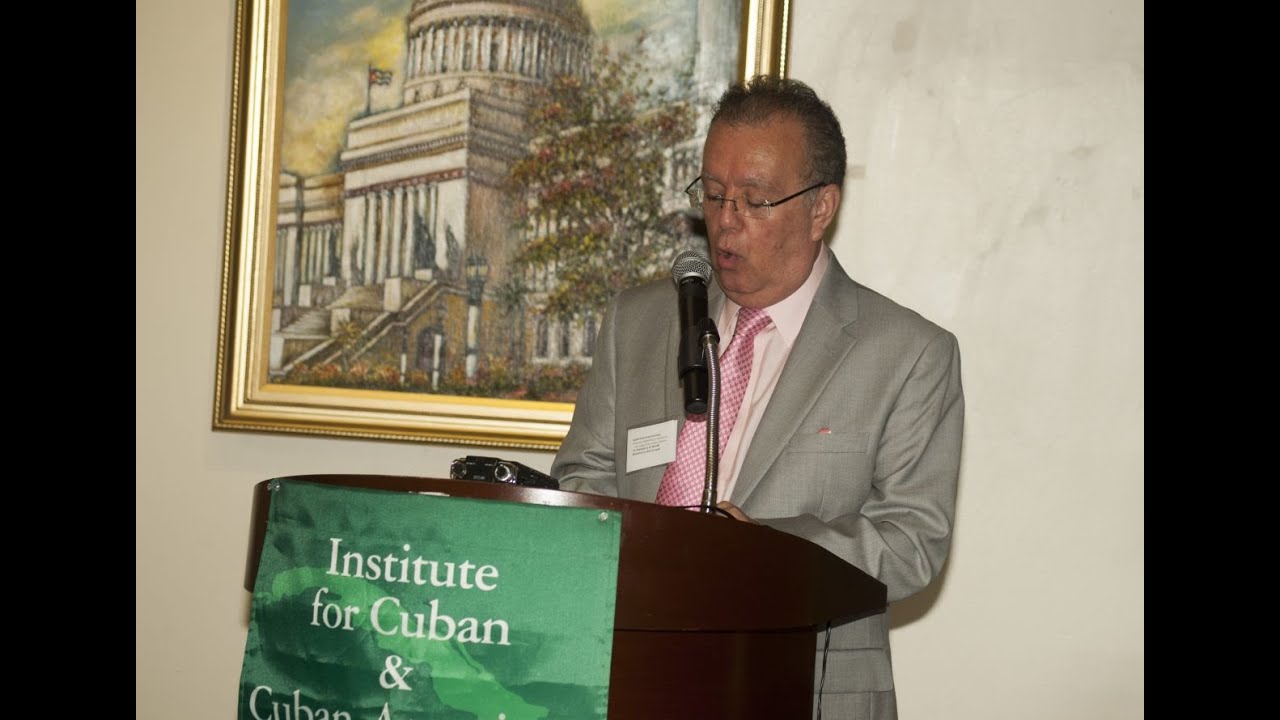 Rolando Morelli Congreso Internacional En Homenaje al escritor