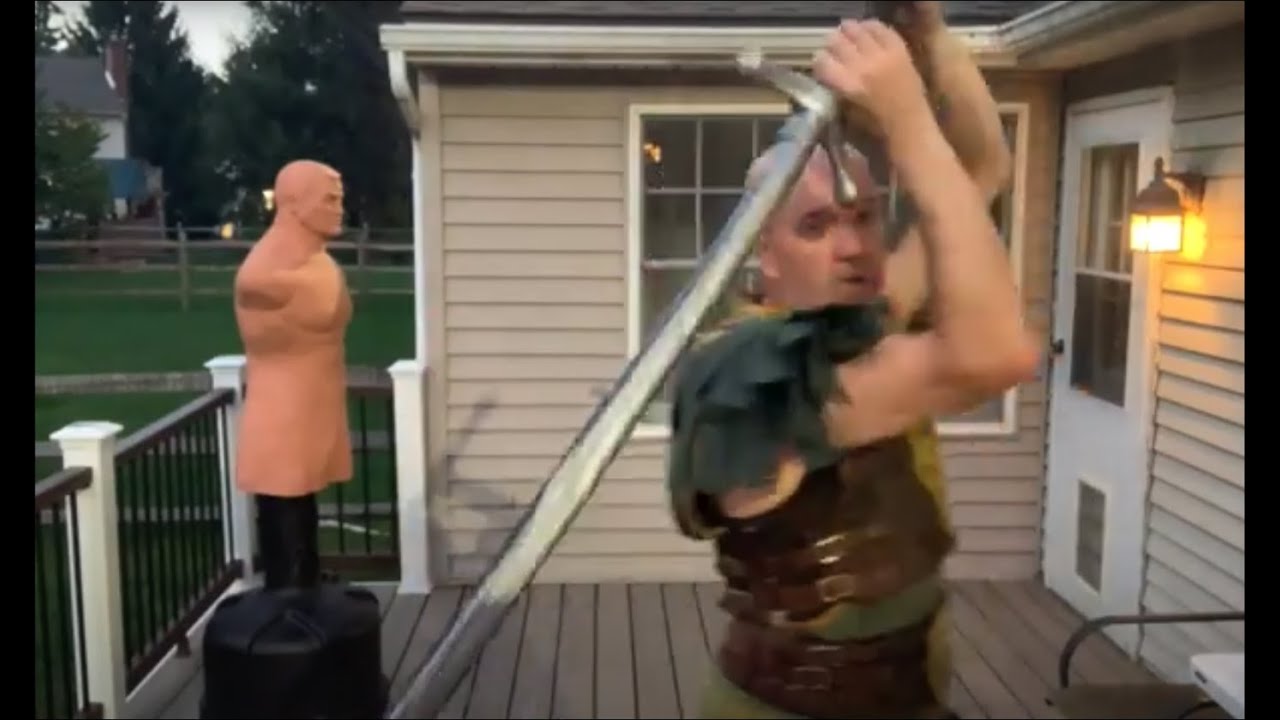 Guarda Duke Gregor's Greatsword Class Recap su YouTube Guarda Duke Gregor's Greatsword Class Recap su YouTube