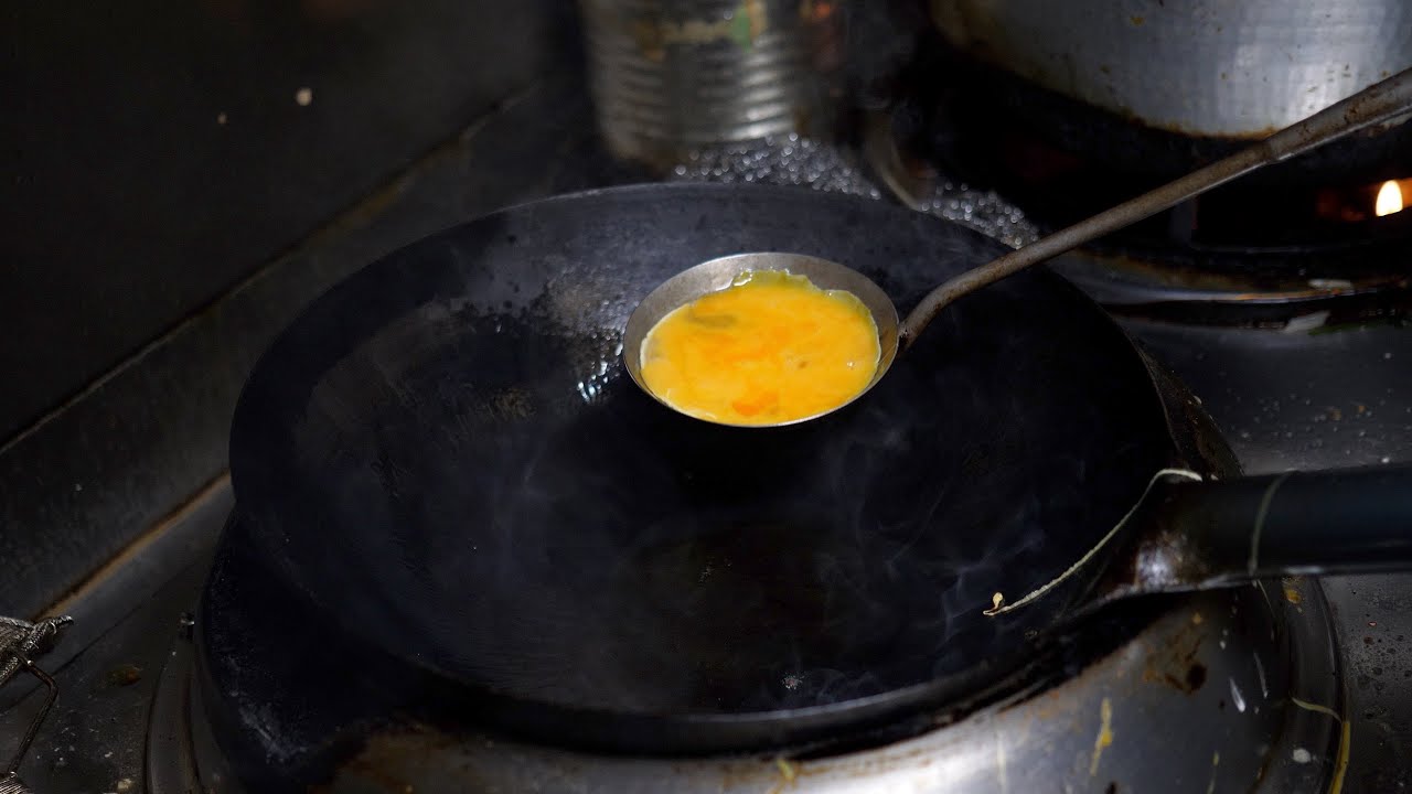 60年鍋を振りつづけた超老舗チャーハン職人 練馬 好楽 japanese street food  master craftsmanship How to make Fried Rice