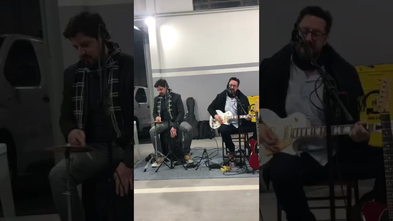 Capital Inicial A Sua Maneira Guitarra e Cajón