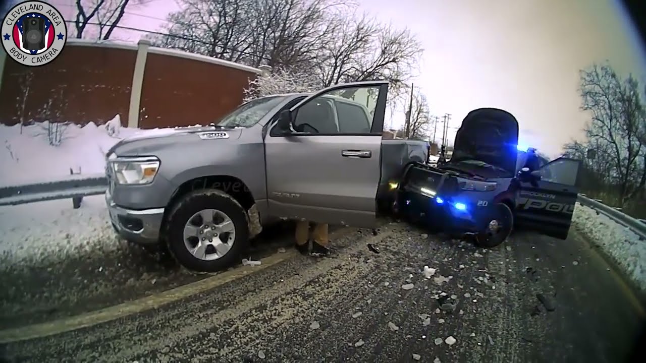 Officer Slams Into Back of Pickup Truck While Responding To Call