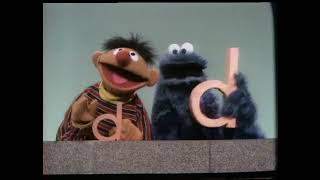 Sesame Street - Ernie sings 