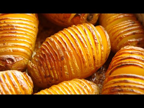 Nacinane ziemniaki Hasselback.