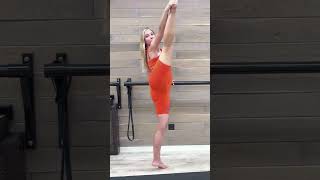 Top Girls yoga. Flexibility skills. Stretch Legs. Contortion and Gymnastics. Fitness Flexible Girls