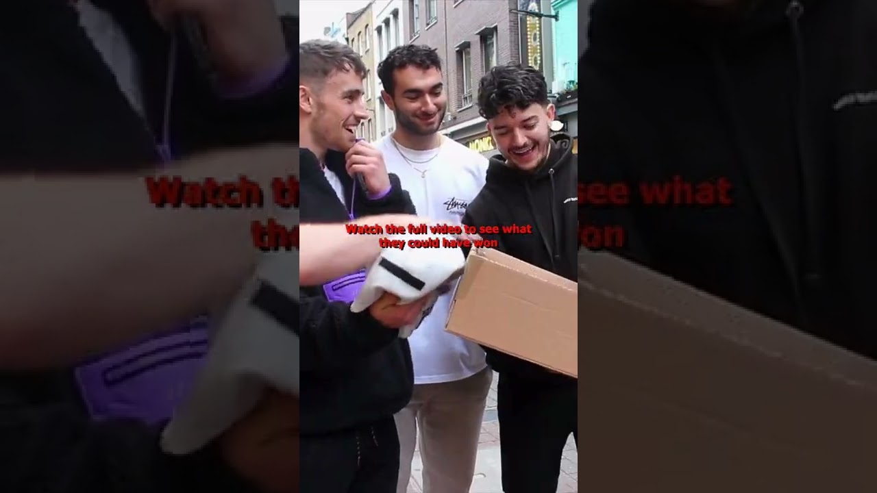 GIVING STRANGERS MYSTERY BOXES FOR HALLOWEEN #shorts
