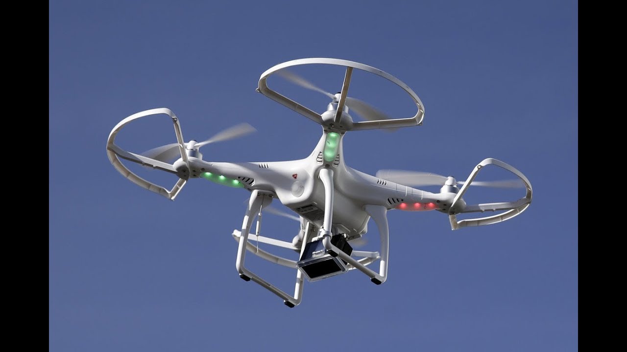 Um Drone C Está Localizado Exatamente A 20 Metros