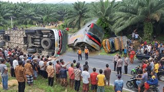 BAGIAN TUBUH PENUMPANG DI TEMUKAN || Kecelakaan Bus Dan Truck Paling Menyedihkan