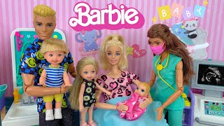 Barbie \& Ken Doll Family Have a New Baby Story!