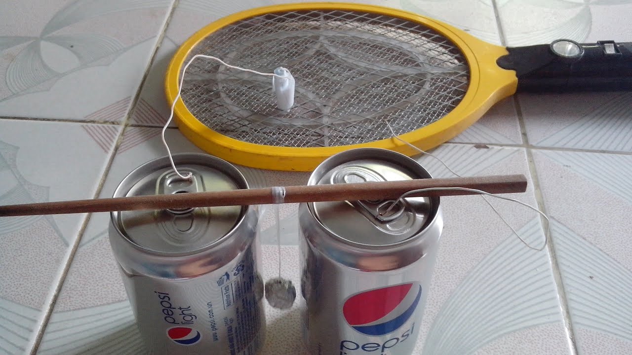 Laboratory fun: oscillators with mosquito racket