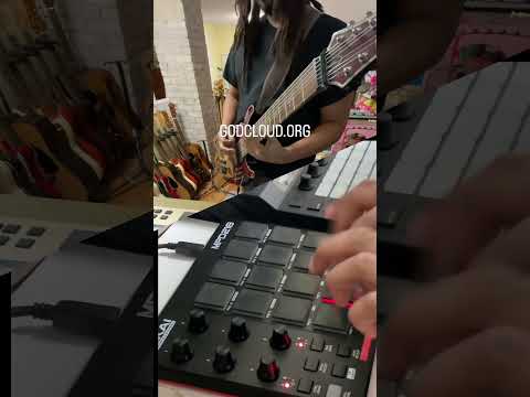 #metalfingerdrumming #fingerdrumming #akaimpd218