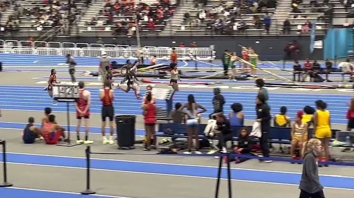 Mikayla Oulds 55m dash @ Grant Holloway Holiday In...