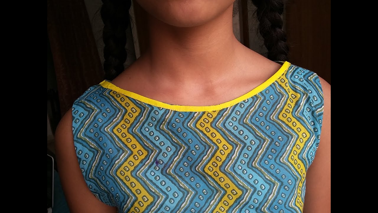 25 trendy saree blouse designs – simple craft ideas