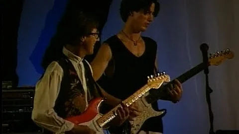 HANK MARVIN, BEN MARVIN LIVE "The Rise and Fall of...