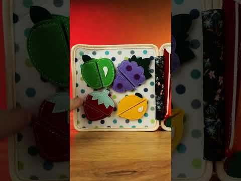 М'яка розвивальна книжка-бізіборд з фетру для дітей від 12 місяців інтерактивні ігри сортер пальчикові ігри 20х20 см, видео 1