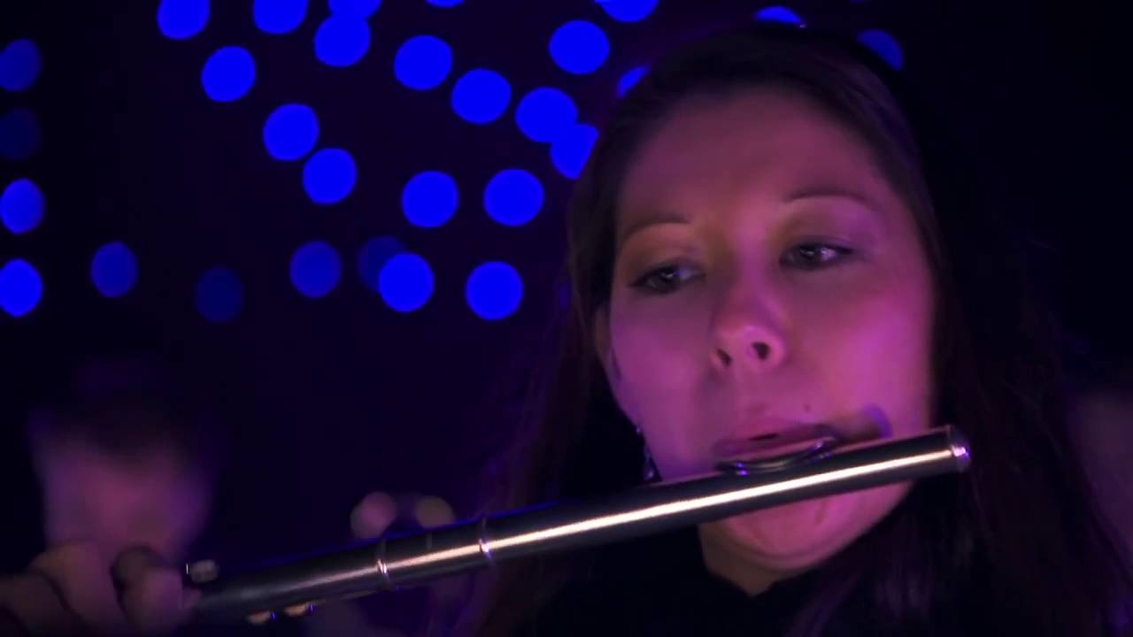 Guinness World Record 100 Drones Syncronize With Orchestra