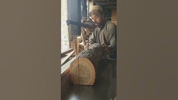 CUTTING WOOD PERFECTLY#shorts #woodcutting #woodcuttingskills #sawmill #viralshorts #youtubeshorts