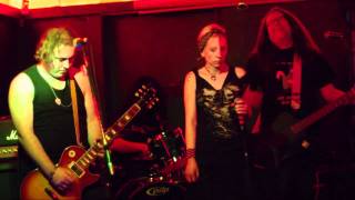 Hollywood Doll - &#39;The Bitter End&#39; - Live at The Barhouse, Chelmsford - 19.01.11